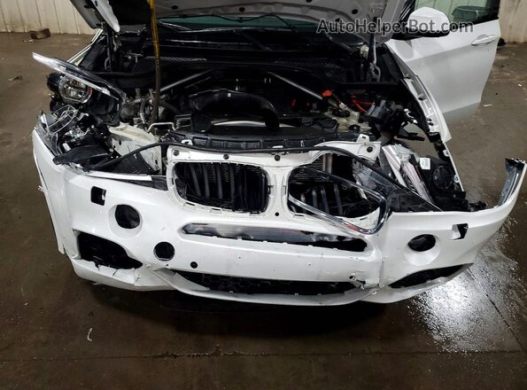5UXKR0C56H0V66194 2017 BMW X5 Белый Вид подкапотного пространства