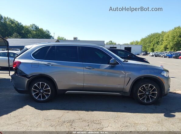 5UXKR0C56JL072437 2018 BMW X5 Black უკანა სალონის ხედი