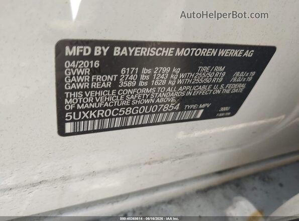 5UXKR0C58G0U07854 2016 BMW X5 White ძრავის განყოფილების ხედი