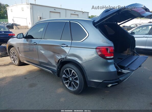 5UXKR0C58J0Y01765 2018 BMW X5 Gray Rear left