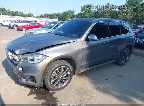 5UXKR0C58J0Y01765 2018 BMW X5 Gray Front left