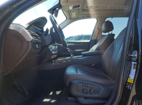 5UXKR0C5XG0P22803 2016 BMW X5 Black Widok wnętrza z przodu