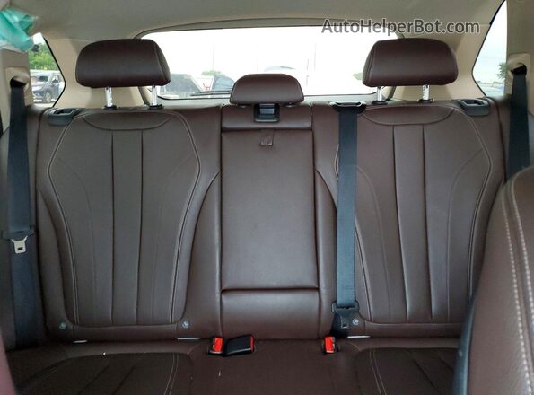 5UXKR0C5XG0U08732 2016 BMW X5 White Vista de los asientos traseros