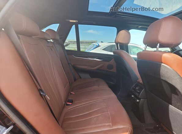 5UXKR0C5XJ0X92258 2018 BMW X5 Черный Вид задней части салона