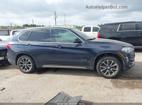 5UXKR2C32H0X05537 2017 BMW X5 Синий Вид задней части салона