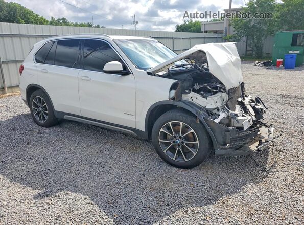 5UXKR2C35H0U22744 2017 BMW X5 White Передня права чверть