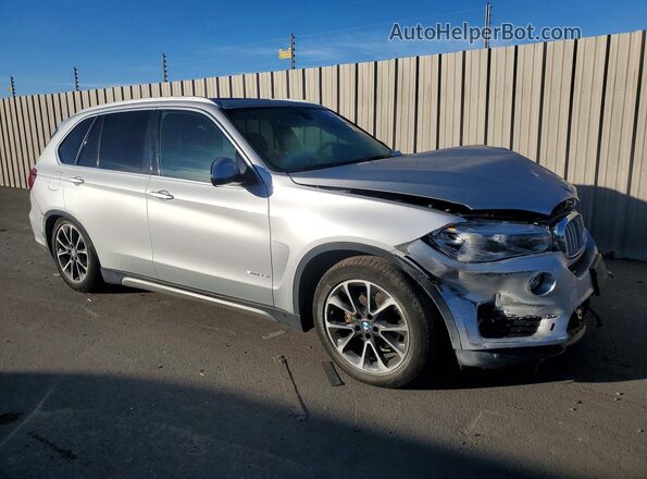 5UXKR2C39H0W43389 2017 BMW X5 Silver Front right