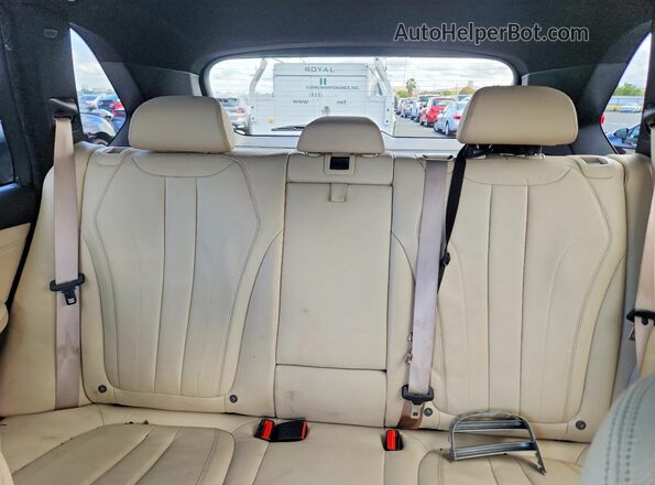 5UXKR2C39H0X05678 2017 BMW X5 Синий Вид задних сидений