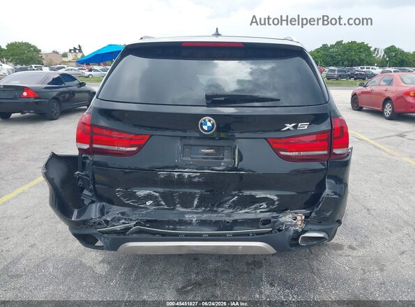 5UXKR2C55J0X10321 2018 BMW X5 Black 