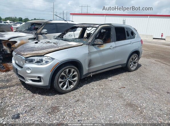 5UXKR2C58J0Z14157 2018 BMW X5 Silver წინა მარცხენა ხედი სამი მეოთხედიდან