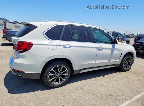 5UXKR2C5XJ0X10069 2018 BMW X5 White Tył prawy