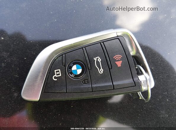 5UXKS4C59J0Y20059 2018 BMW X5 Белый Вид панели приборов