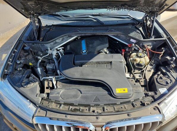 5UXKT0C30H0S81684 2017 BMW X5 Gold Սալոնի հետևի տեսք