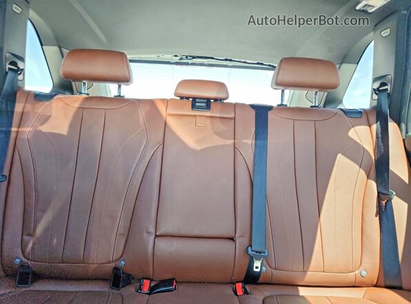 5UXKT0C37H0V97230 2017 BMW X5 White უკანა სავარძლების ხედი