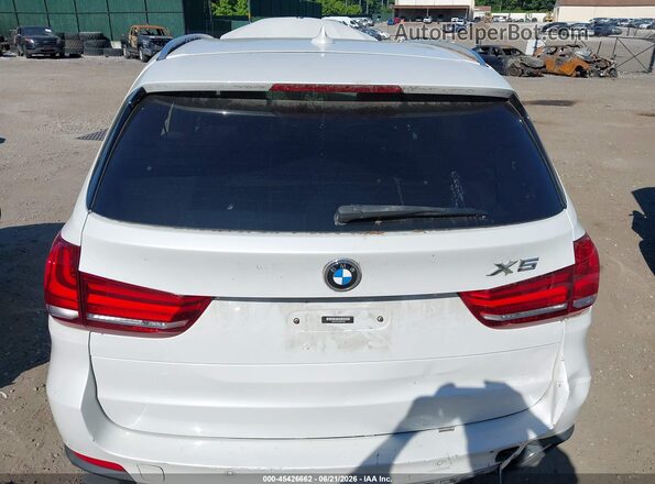 5UXKT0C50J0W01898 2018 BMW X5 White 