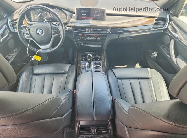 5UXKT0C52J0W02423 2018 BMW X5 Silver 
