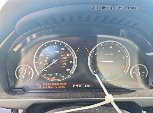 5UXKT0C52J0W02423 2018 BMW X5 Silver 