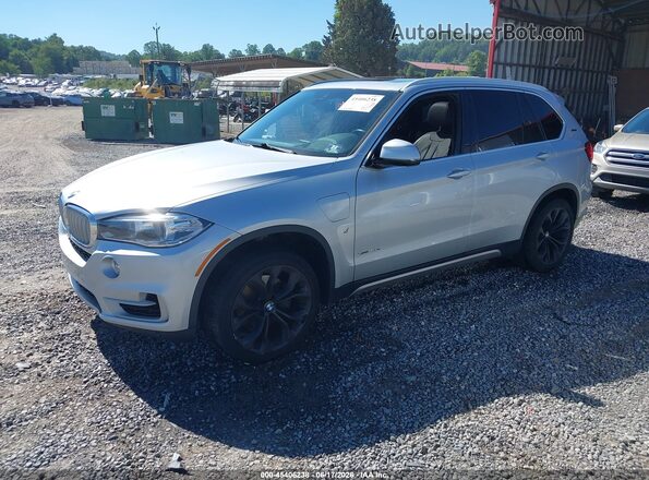 5UXKT0C55J0V98836 2018 BMW X5 Silver წინა მარცხენა ხედი სამი მეოთხედიდან