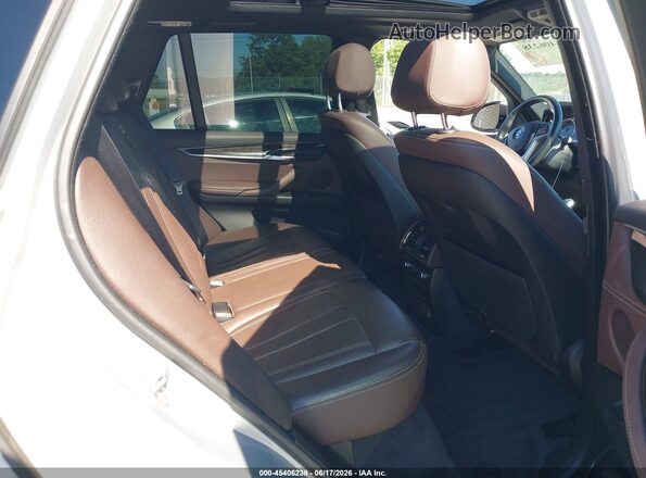 5UXKT0C55J0V98836 2018 BMW X5 Silver VIN კოდის სტიკერის ხედი