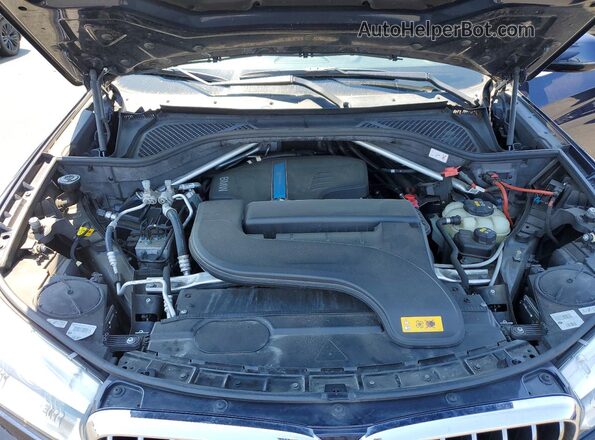5UXKT0C56J0W01937 2018 BMW X5 Blue ძრავის განყოფილების ხედი