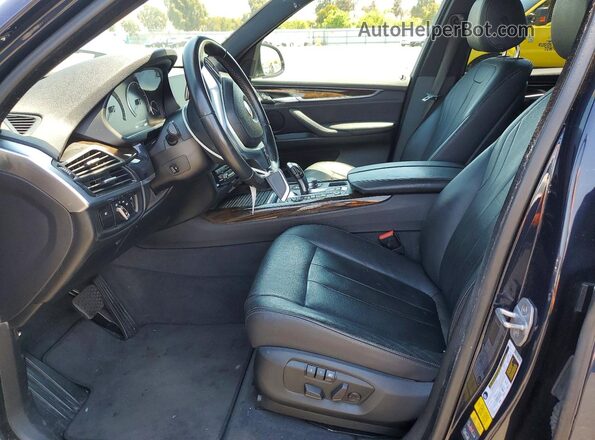 5UXKT0C56J0W01937 2018 BMW X5 Blue წინა სალონის ხედი