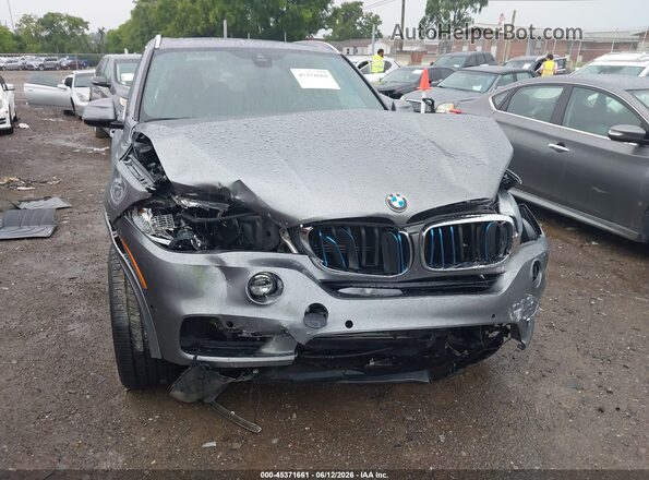 5UXKT0C58J0W00000 2018 BMW X5 Серый Вид спереди