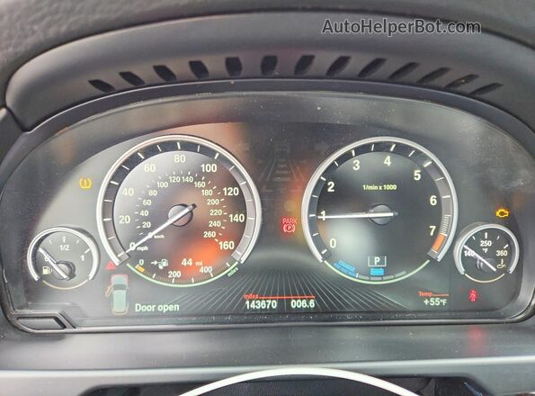5UXKT0C59G0S74751 2016 BMW X5 Black Instrument cluster view