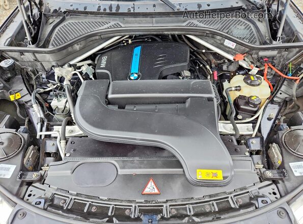 5UXKT0C59G0S74751 2016 BMW X5 Black Engine compartment view