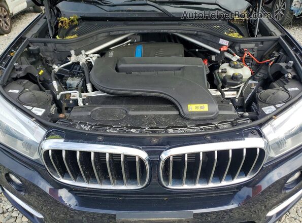 5UXKT0C5XJ0W02122 2018 BMW X5 Blue Вид підкапотного простору