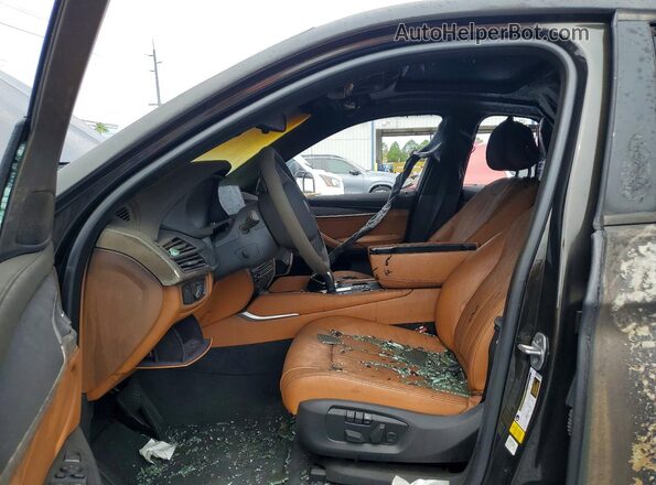 5UXKU0C52K0H98767 2019 BMW X6 Пожар Вид салона спереди