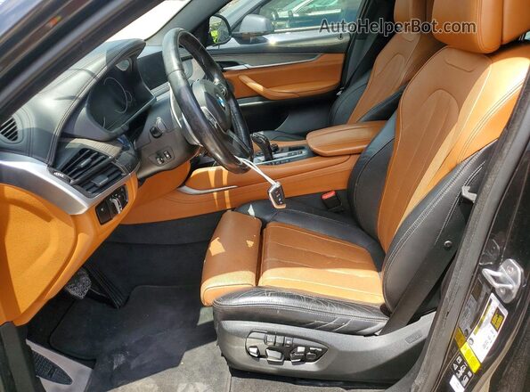 5UXKU6C57G0R33829 2016 BMW X6 Black Front interior view