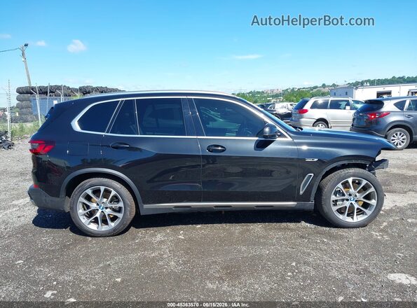 5UXTA6C00P9R06548 2023 BMW X5 Black Widok wnętrza z tyłu