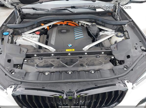 5UXTA6C01N9K77735 2022 BMW X5 White Widok z tyłu