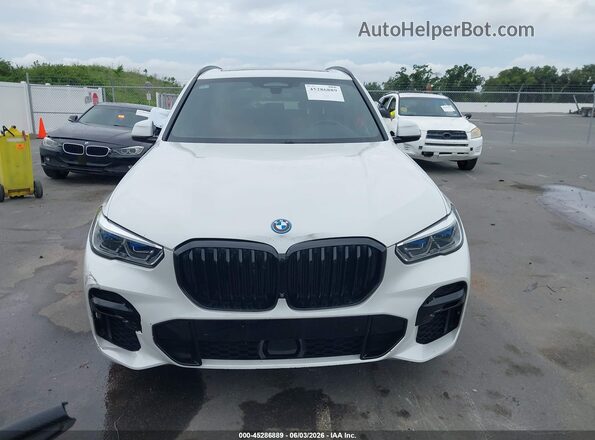 5UXTA6C01N9K77735 2022 BMW X5 White Widok zestawu wskaźników