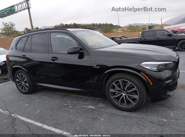 5UXTA6C01P9N92828 2023 BMW X5 Black Widok wnętrza 360 stopni