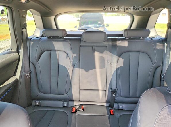 5UXTA6C02N9L89878 2022 BMW X5 Black Widok tylnych siedzeń