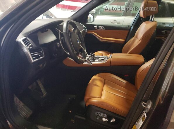 5UXTA6C06M9E49226 2021 BMW X5 Угольный Вид салона спереди