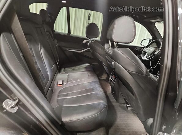 5UXTA6C06M9G08018 2021 BMW X5 Gray Rear interior view