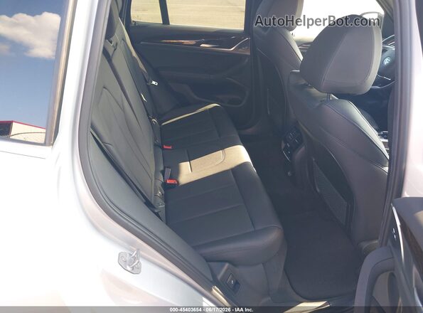 5UXTR7C50KLE88629 2019 BMW X3 Silver Вид наклейки з VIN-кодом