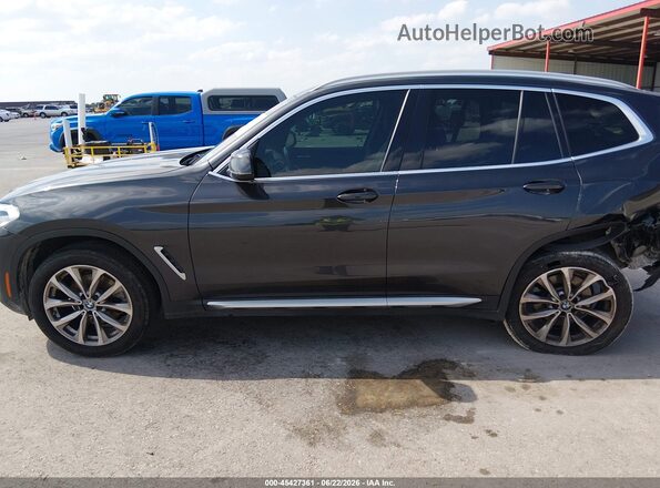 5UXTR7C50KLE96889 2019 BMW X3 Gray 360 interior view