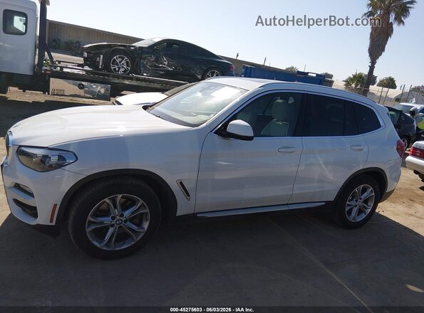 5UXTR7C52KLE96926 2019 BMW X3 White 360 interior view