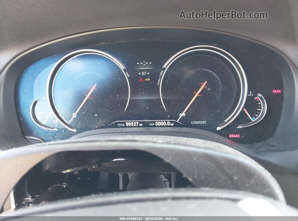 5UXTR7C52KLE97882 2019 BMW X3 White Вид задніх сидінь