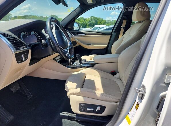 5UXTR7C52KLR45647 2019 BMW X3 White Front interior view
