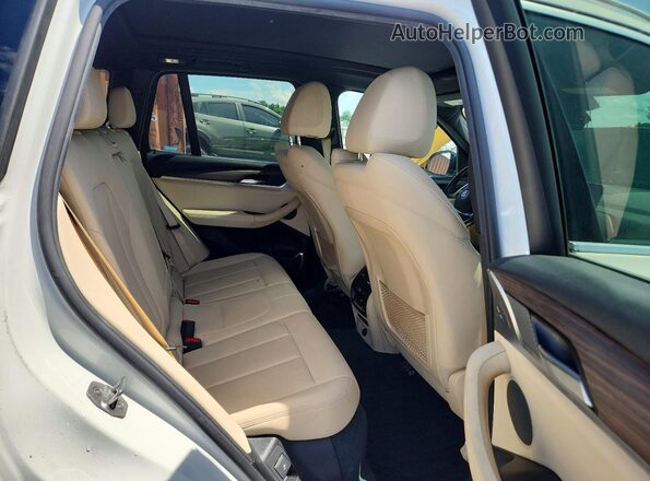 5UXTR7C52KLR45647 2019 BMW X3 White Rear interior view
