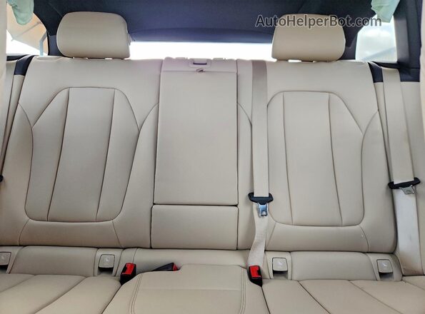5UXTR7C53KLE94134 2019 BMW X3 White 