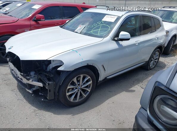 5UXTR7C53KLF26385 2019 BMW X3 White 