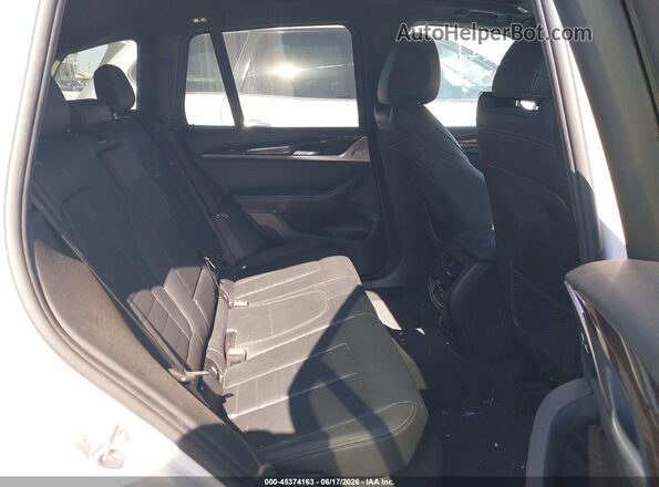 5UXTR7C53KLF26385 2019 BMW X3 White 