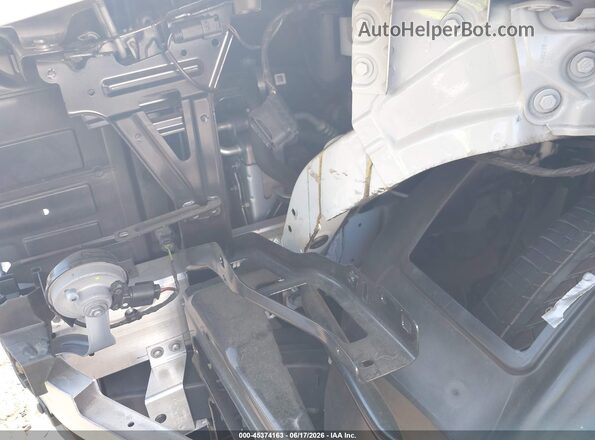 5UXTR7C53KLF26385 2019 BMW X3 White 