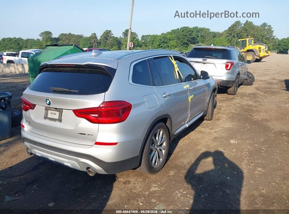 5UXTR7C53KLF32641 2019 BMW X3 Серебряный Задняя правая четверть