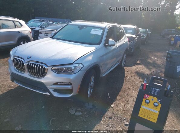 5UXTR7C53KLF32641 2019 BMW X3 Серебряный Передняя левая четверть